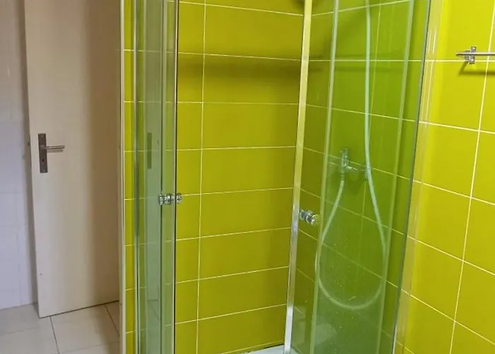 홈스테이 Chill And Fun - - Only *